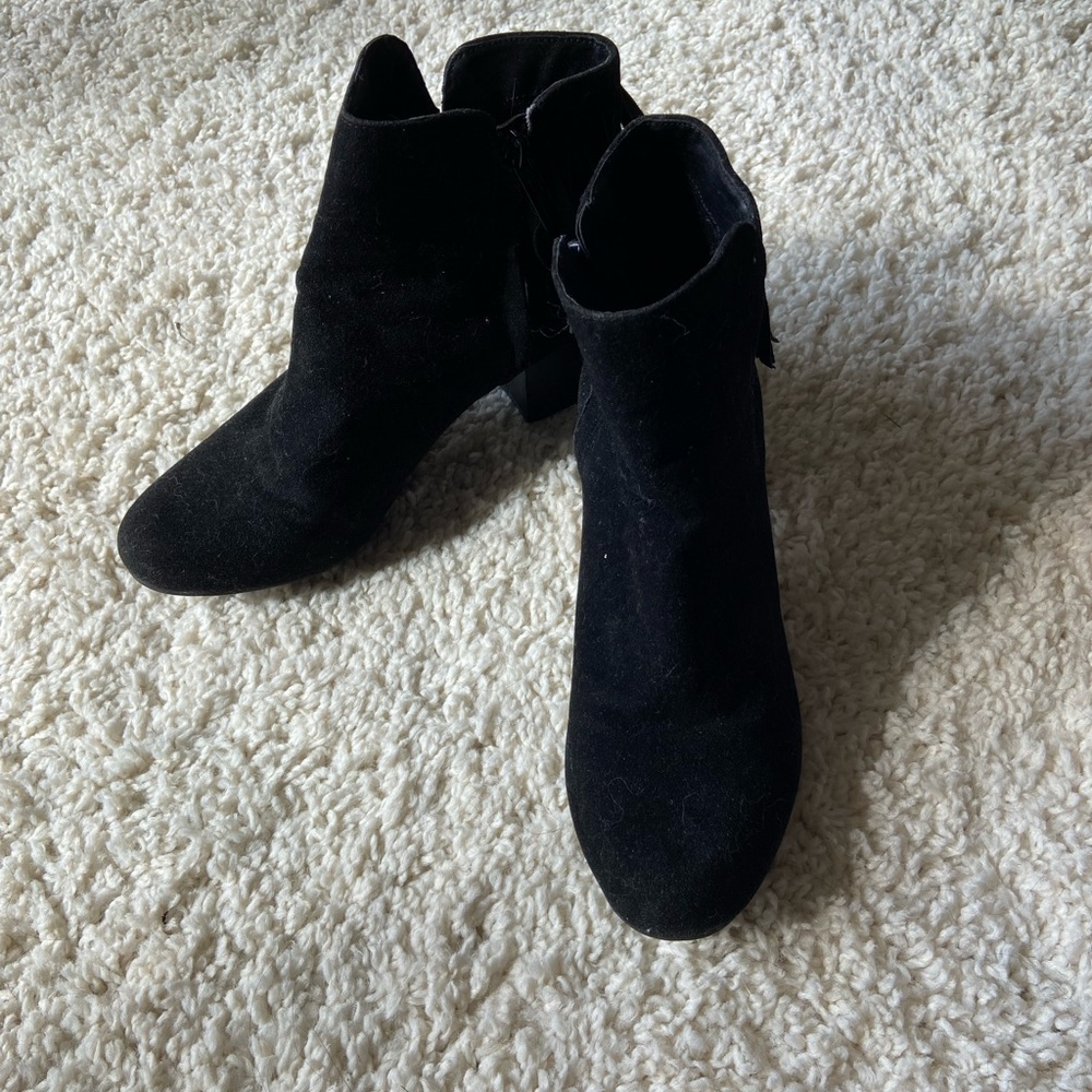 Breckelles Black Ankle Booties Sleek Design